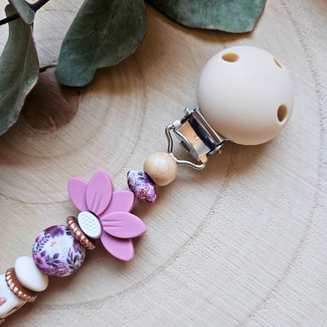 Schnullerkette-Flora - LovelyMoments