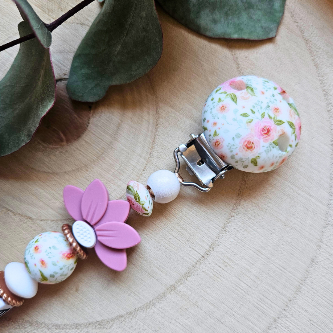 Schnullerkette-Flora - LovelyMoments