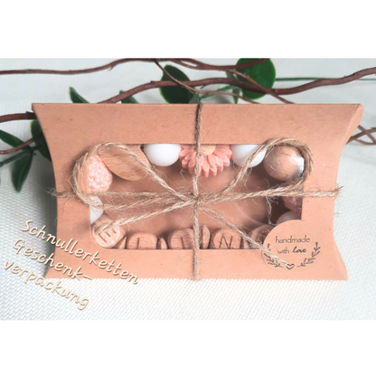Schnullerkette-Schmetterling - LovelyMoments