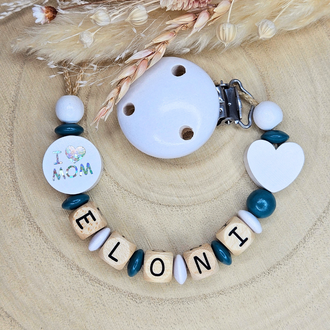 Schnullerkette Holz I Love Mom/Dad Weiß - LovelyMoments